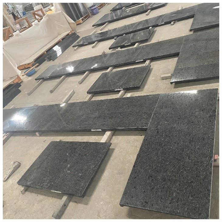 Azzar Griż Granit Countertop