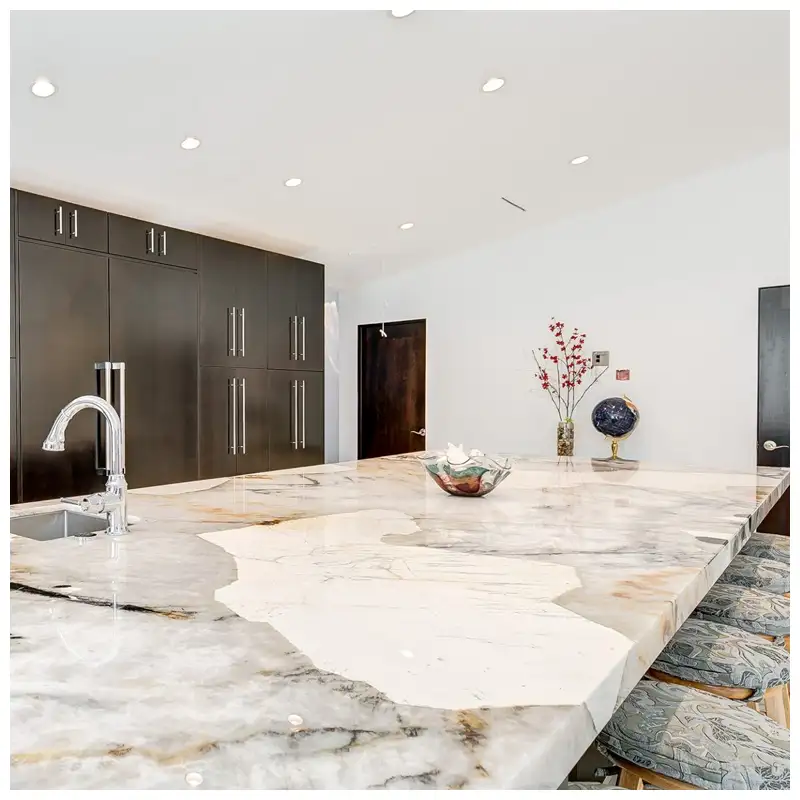 The Natural Physics Behind the Translucency of Patagonia Quartzite The Natural Physics Behind the Translucency of Patagonia Quartzite